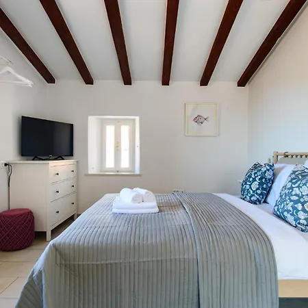 Kaleta House By Duhomes *